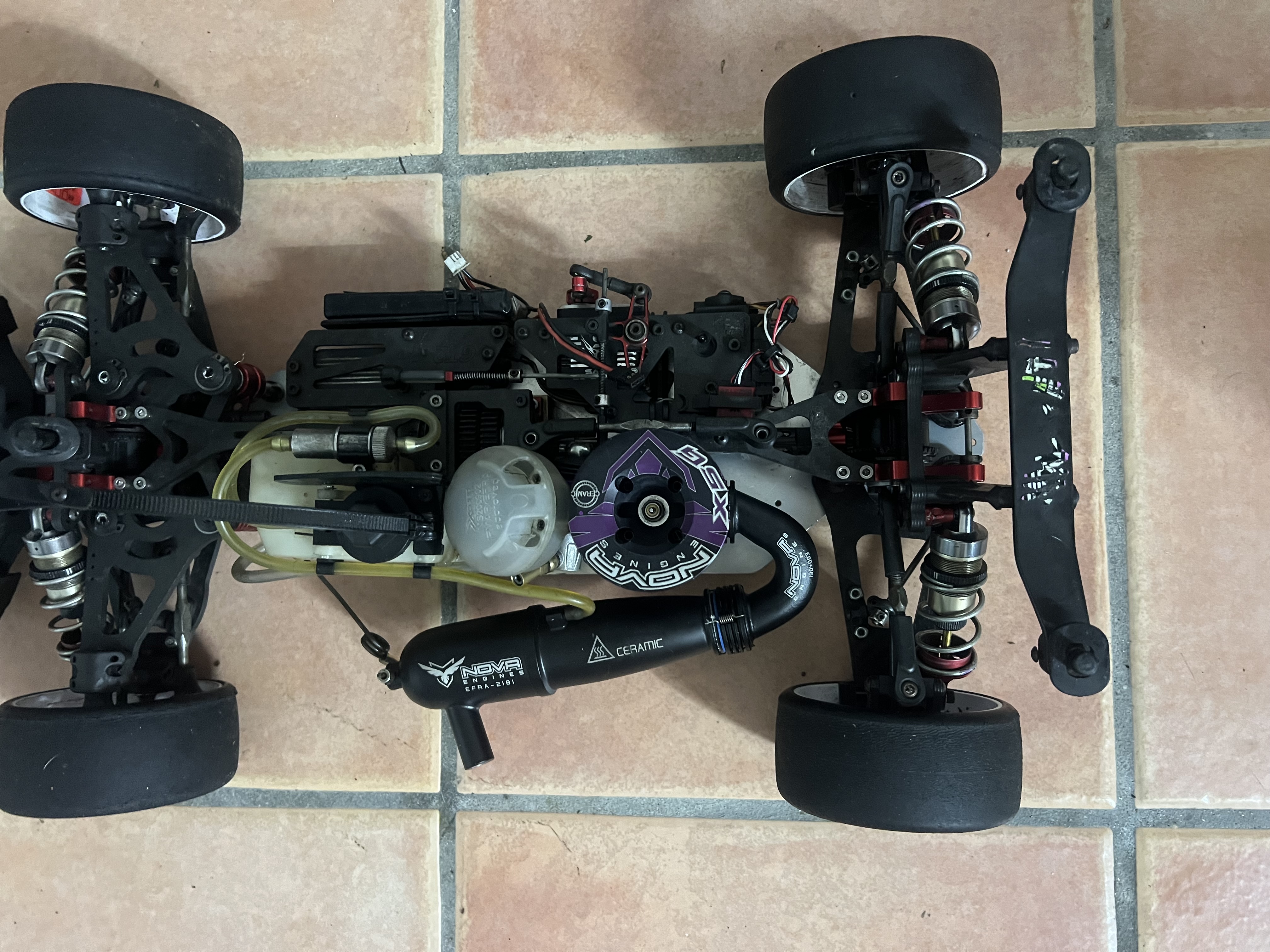 Capricorn gt2 lab 2025 solo telaio + seconda macchina quasi imbustata e ricambi vari